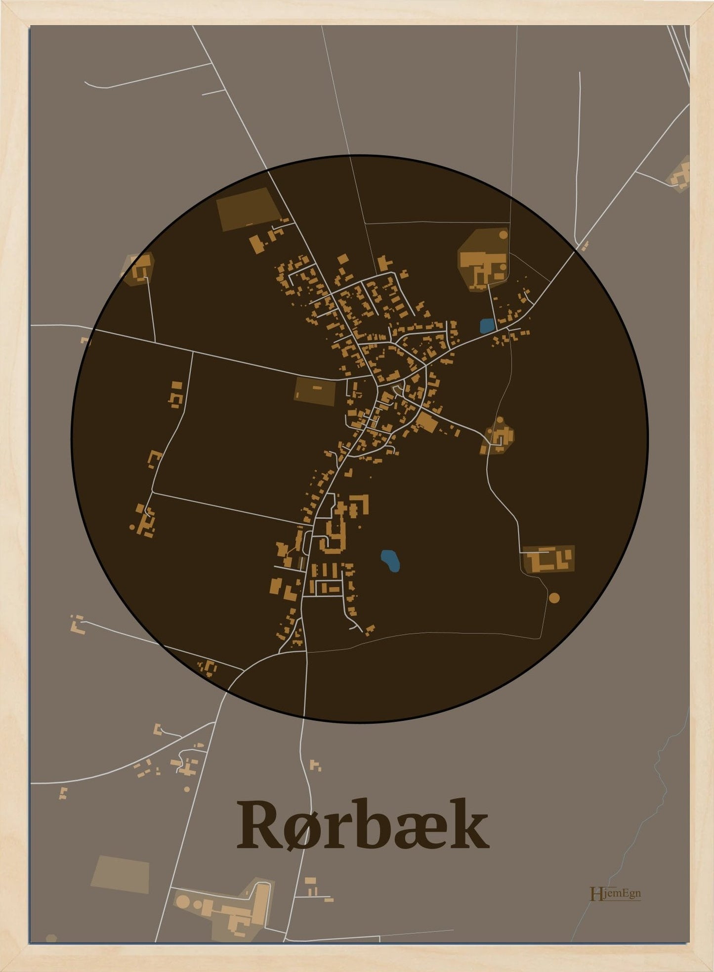 Rørbæk plakat i farve mørk brun og HjemEgn.dk design centrum. Design bykort for Rørbæk