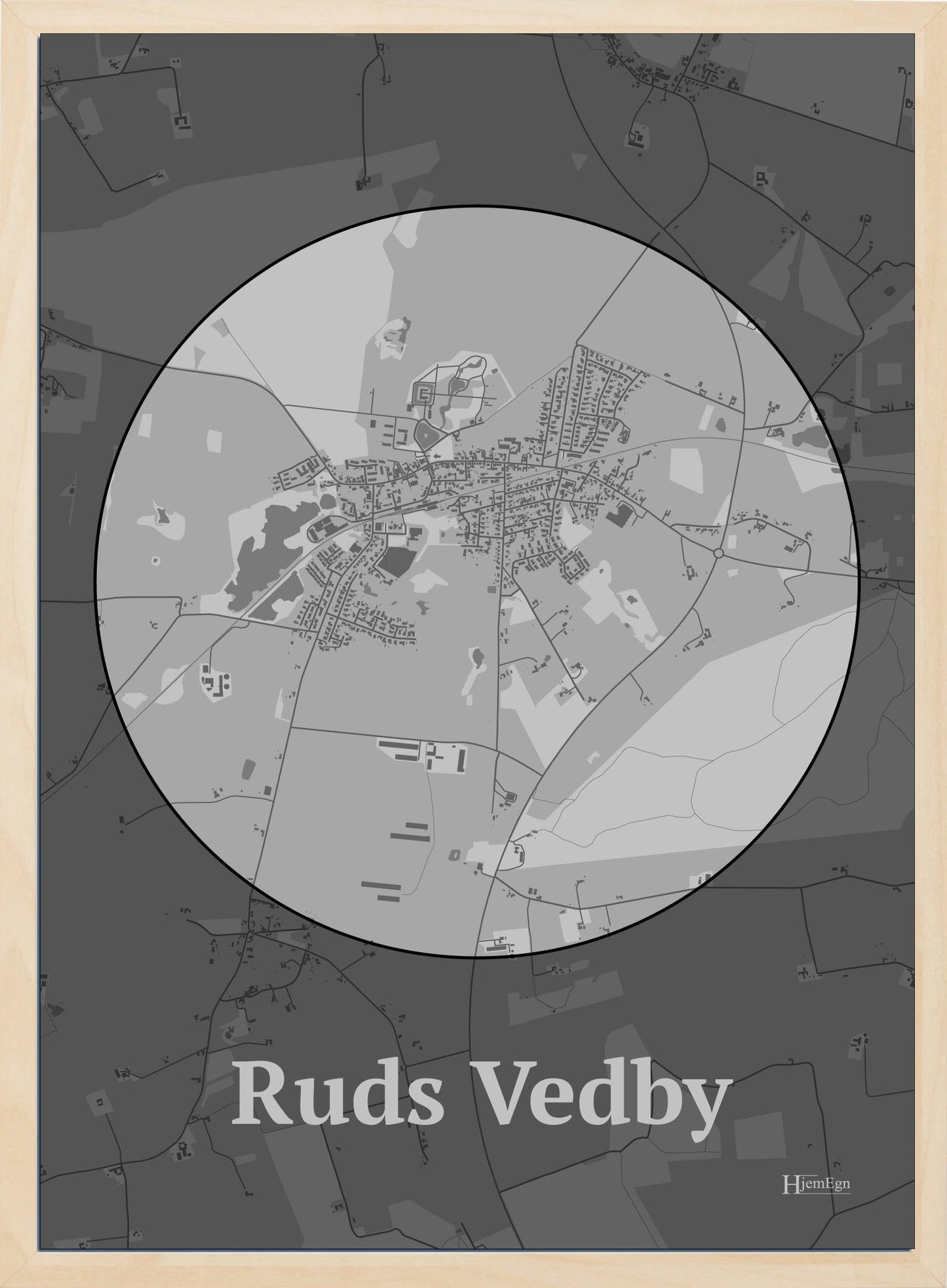 Ruds Vedby plakat i farve pastel grå og HjemEgn.dk design centrum. Design bykort for Ruds Vedby