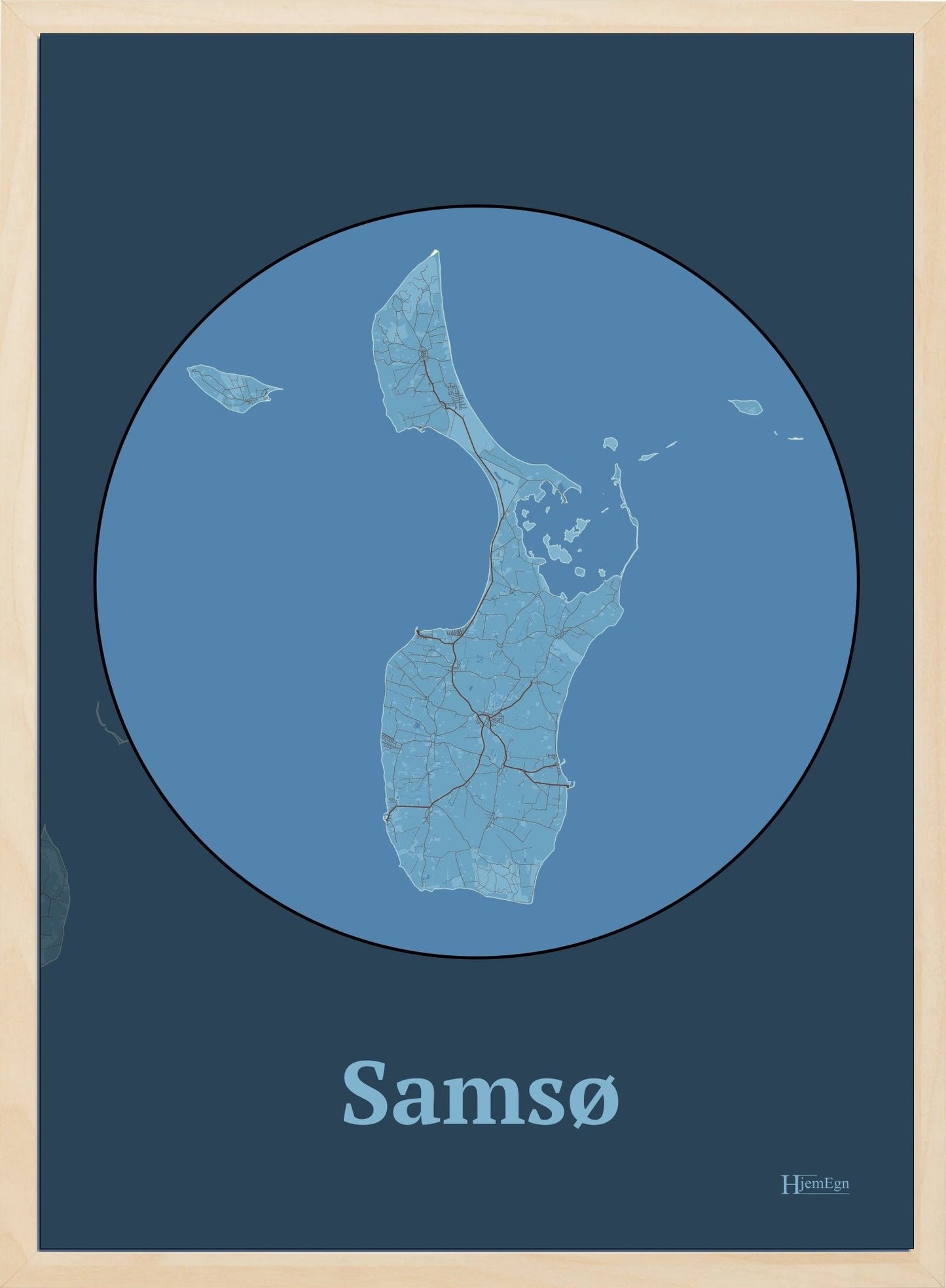 Samsø plakat i farve pastel blå og HjemEgn.dk design centrum. Design ø-kort for Samsø