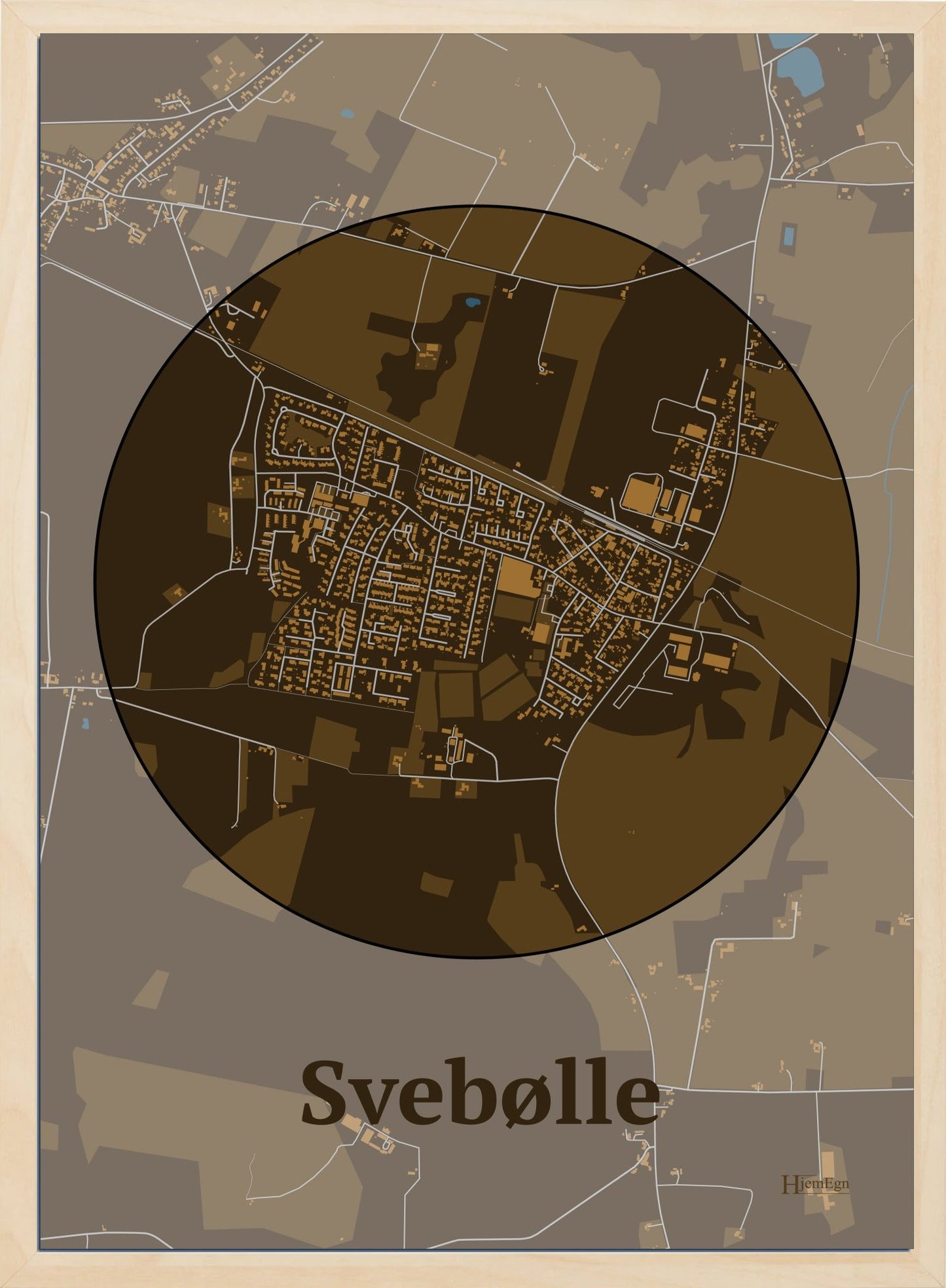 Svebølle plakat i farve mørk brun og HjemEgn.dk design centrum. Design bykort for Svebølle