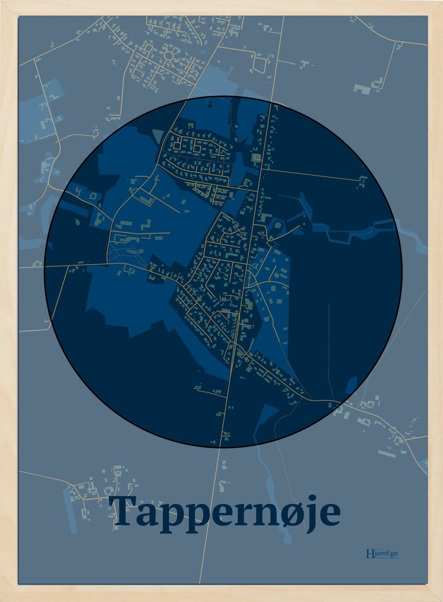Tappernøje plakat i farve mørk blå og HjemEgn.dk design centrum. Design bykort for Tappernøje