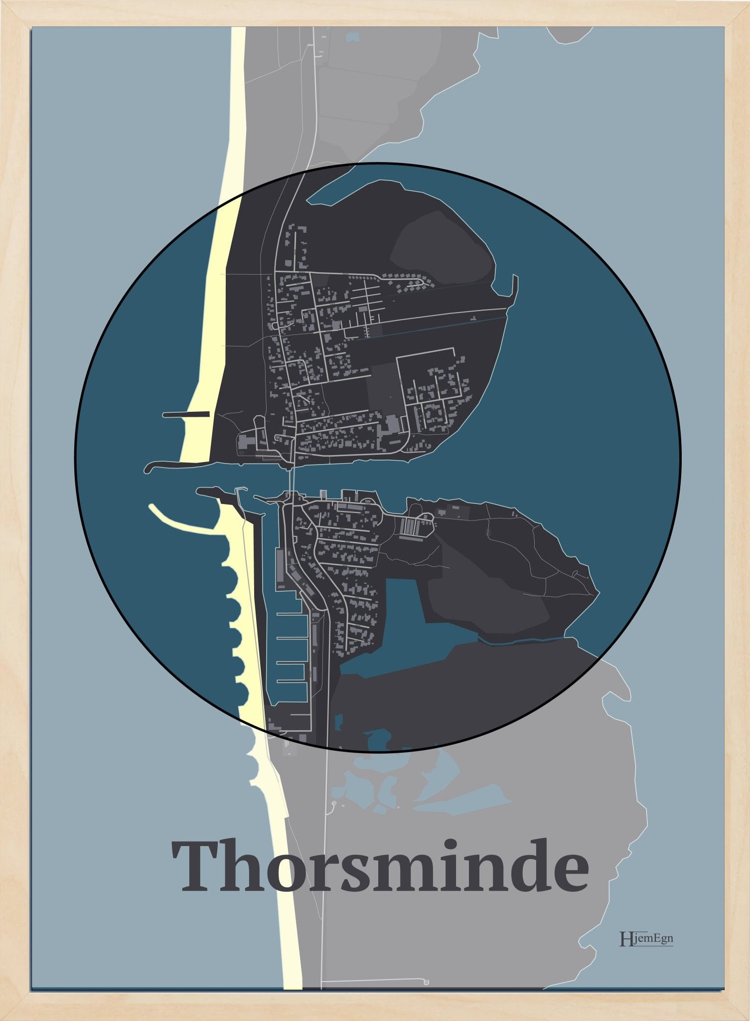 Thorsminde plakat i farve mørk brun og HjemEgn.dk design centrum. Design bykort for Thorsminde