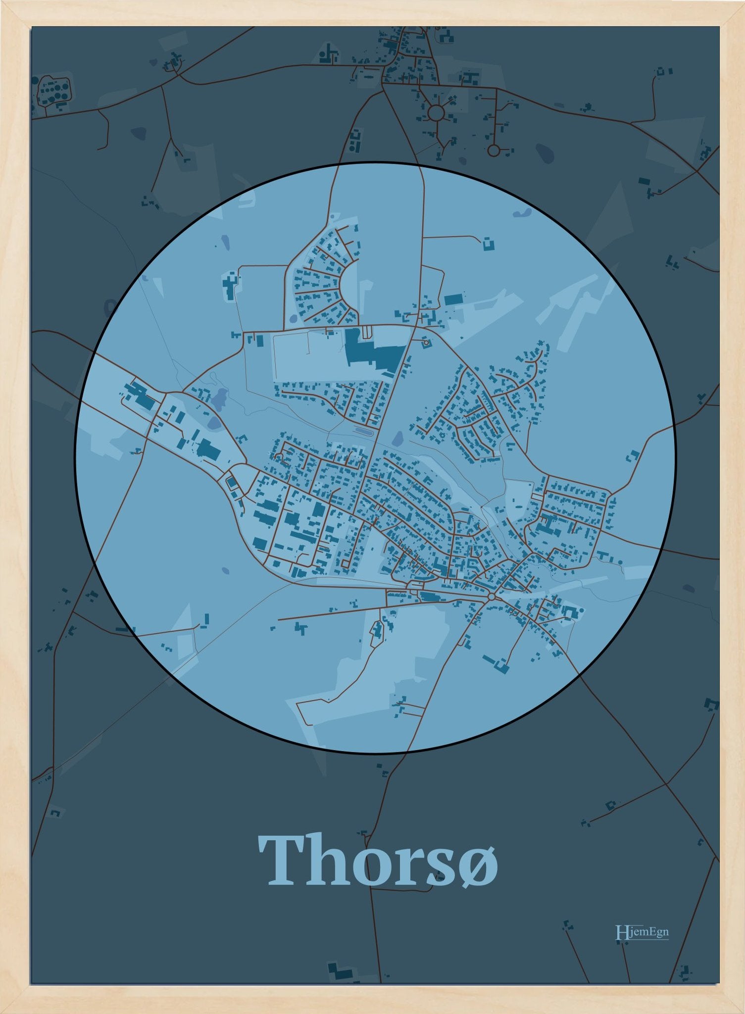 Thorsø plakat i farve pastel blå og HjemEgn.dk design centrum. Design bykort for Thorsø