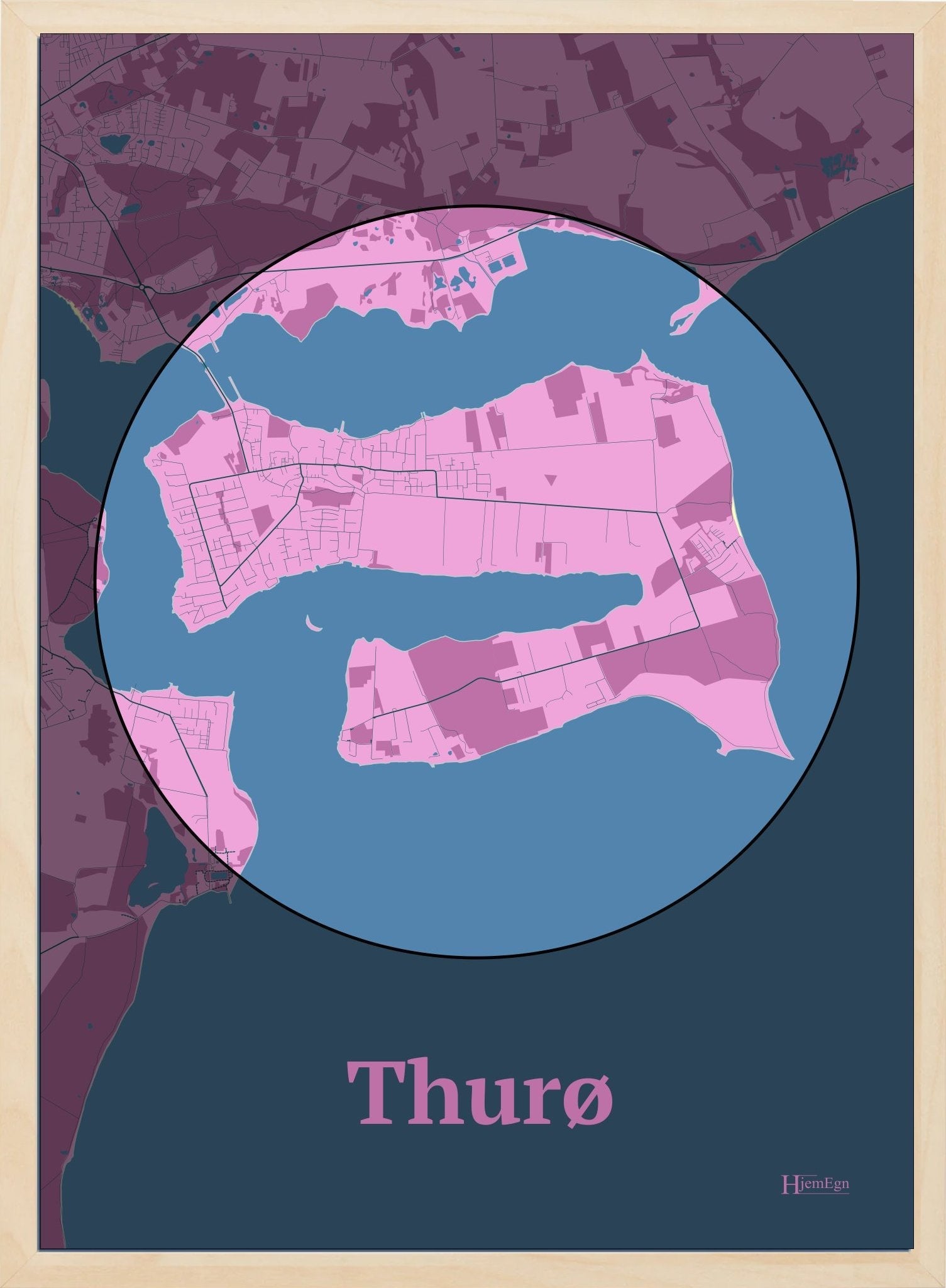 Thurø plakat i farve pastel rød og HjemEgn.dk design centrum. Design ø-kort for Thurø
