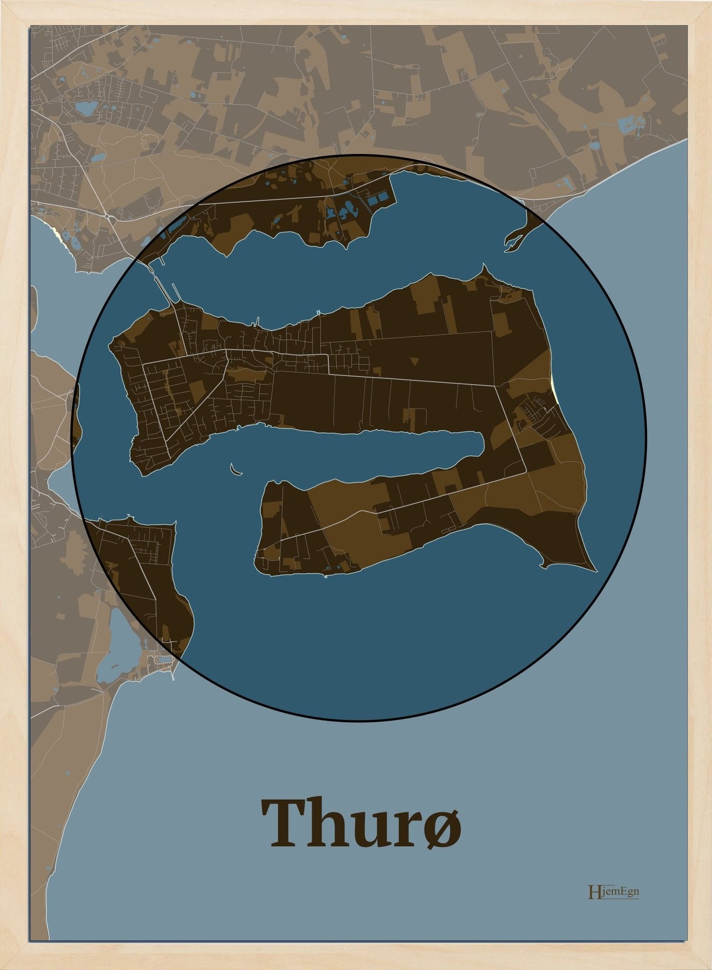 Thurø plakat i farve mørk brun og HjemEgn.dk design centrum. Design ø-kort for Thurø