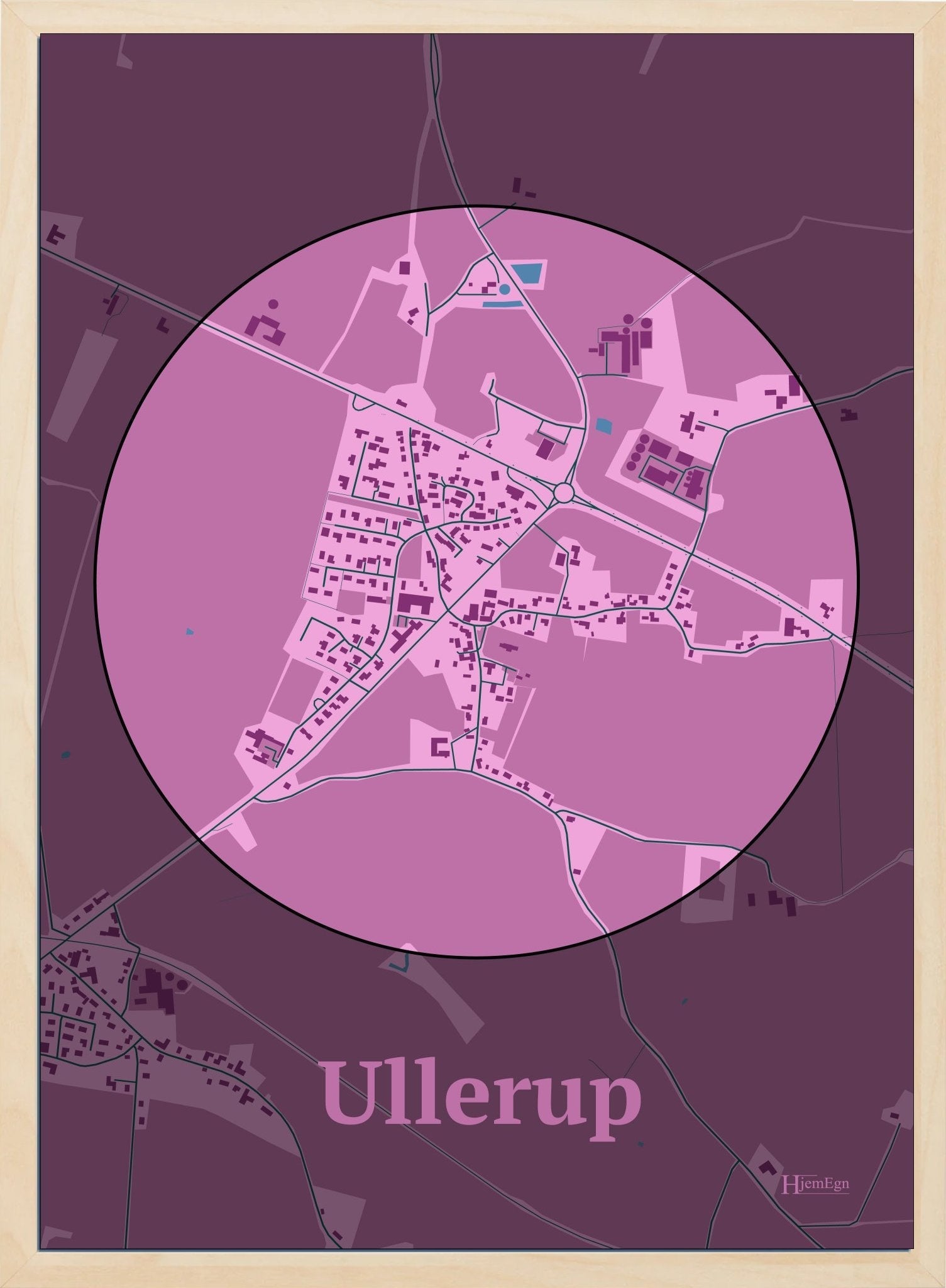 Ullerup plakat i farve pastel rød og HjemEgn.dk design centrum. Design bykort for Ullerup