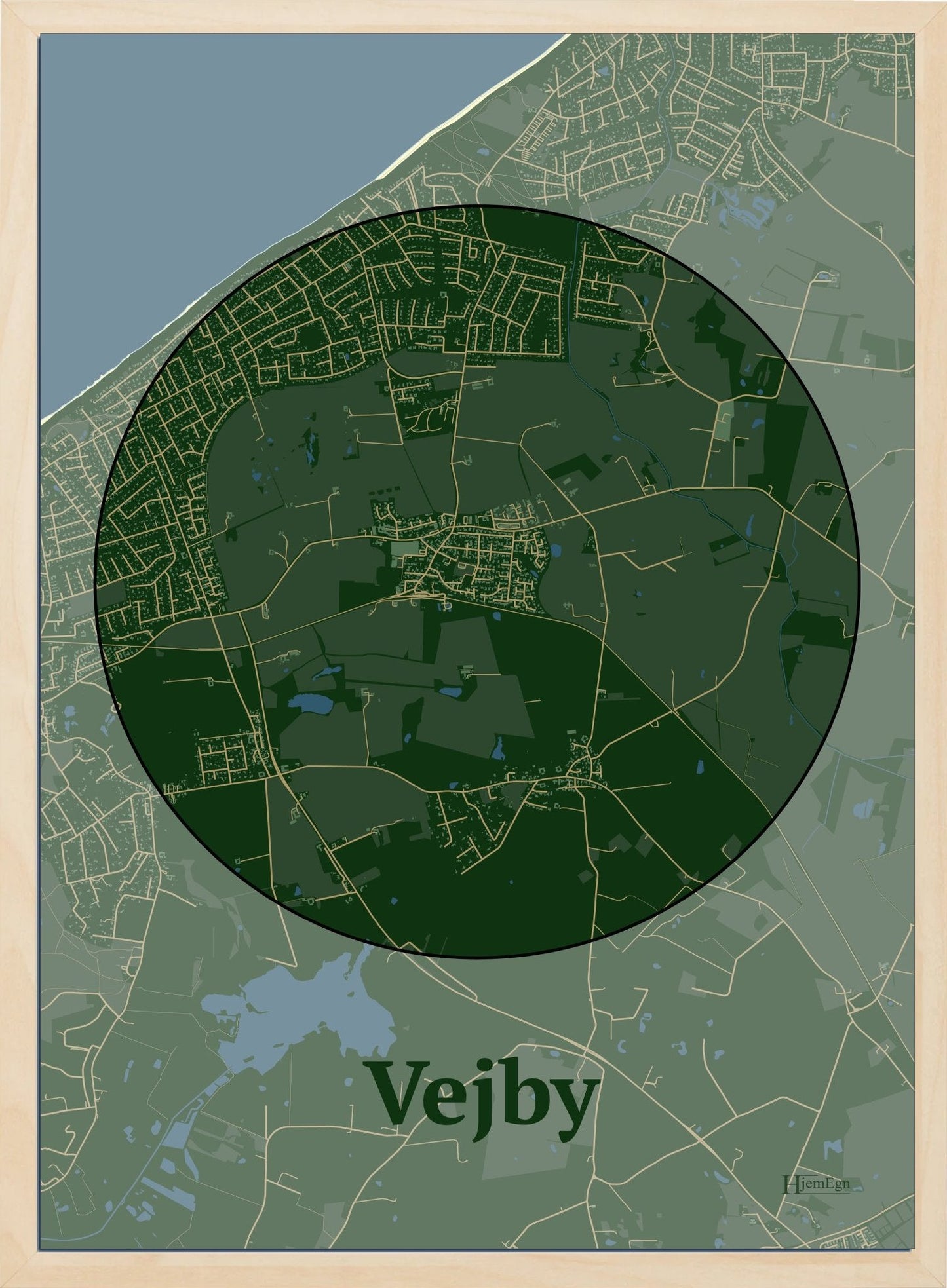 Vejby plakat i farve mørk grøn og HjemEgn.dk design centrum. Design bykort for Vejby