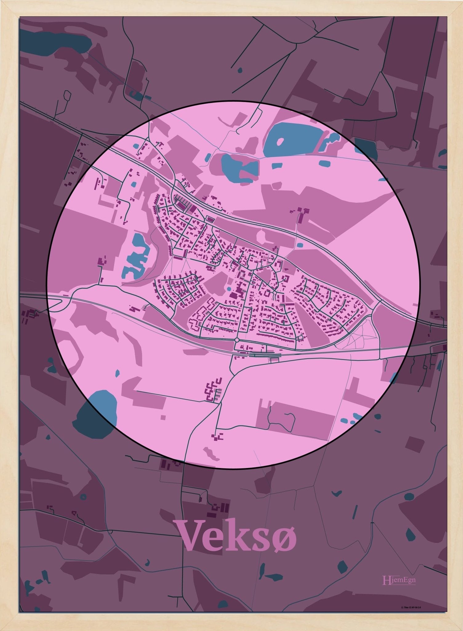 Veksø plakat i farve pastel rød og HjemEgn.dk design centrum. Design bykort for Veksø