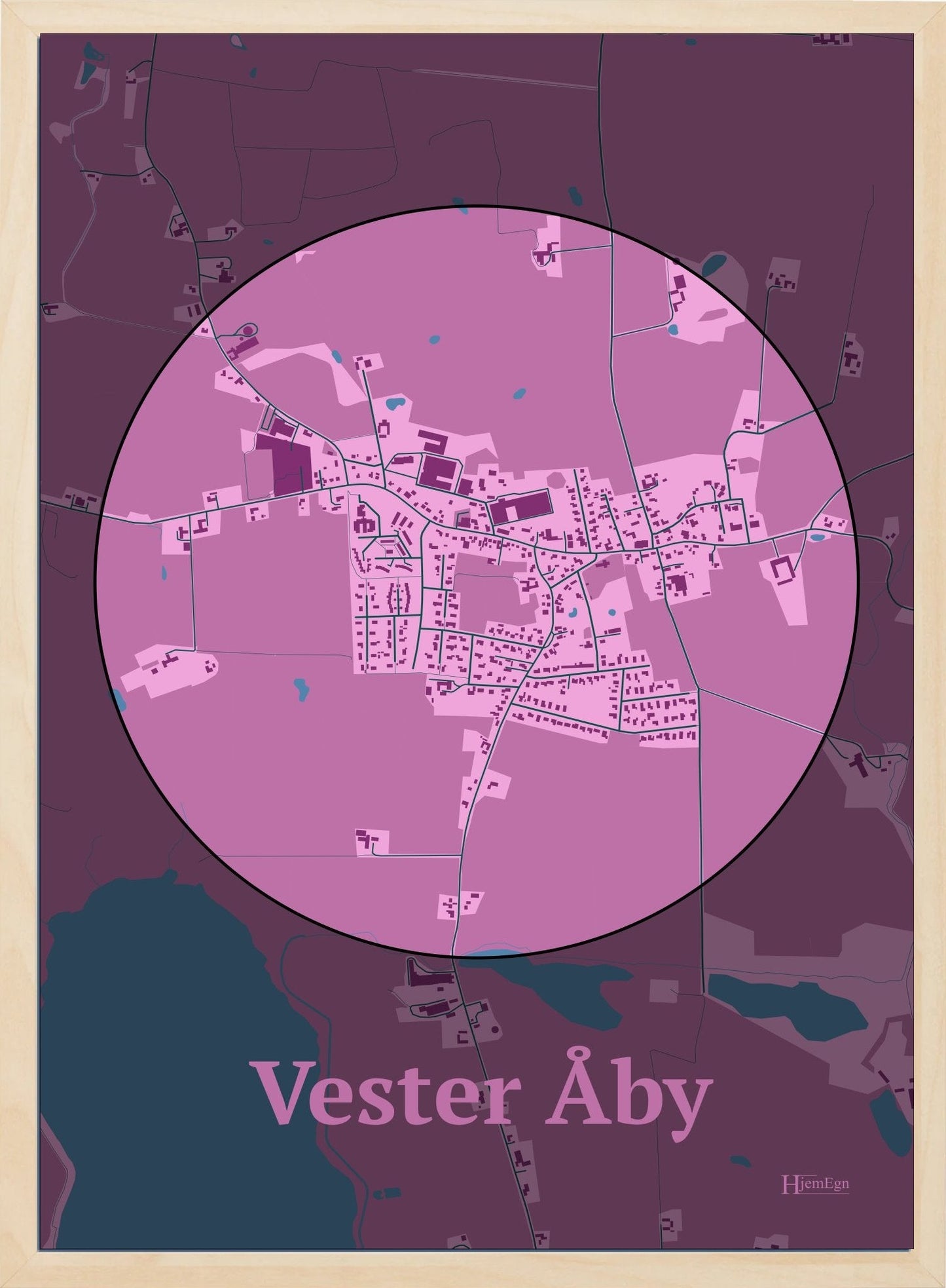 Vester Åby plakat i farve pastel rød og HjemEgn.dk design centrum. Design bykort for Vester Åby